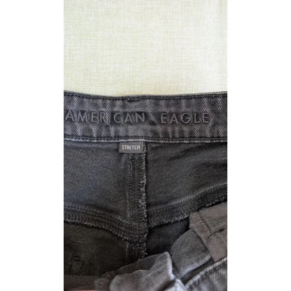 American Eagle Black High Rise Cut Off Shorts Size 6 Stretch - Picture 5 of 10